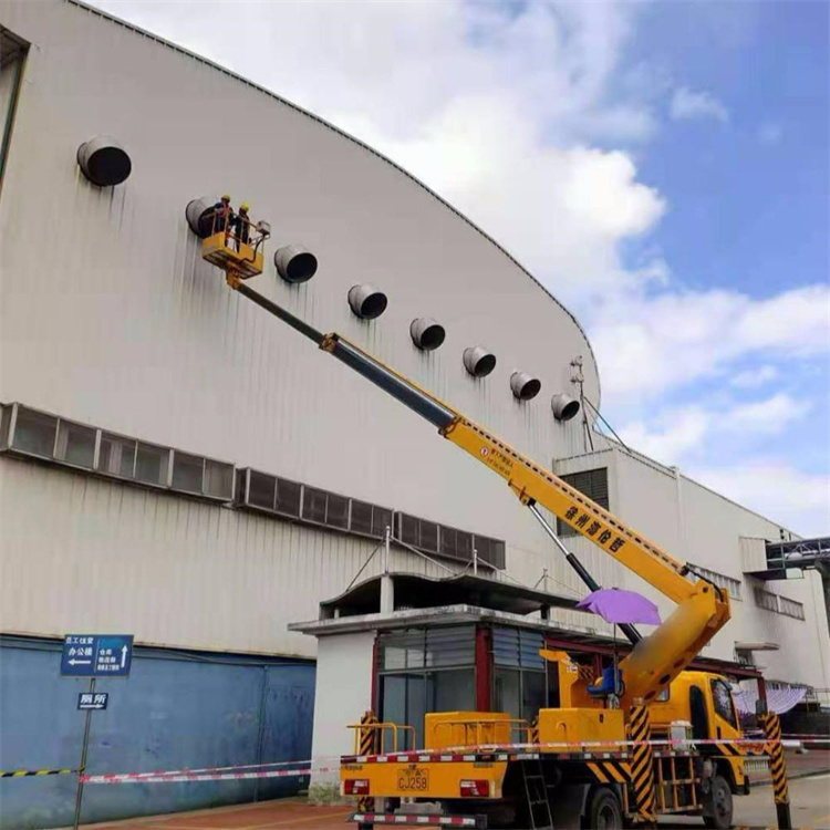 抚宁县高空作业车出租服务：专业广告牌安装解决方案